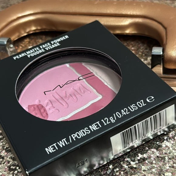MAC COSMETICS Pearlmatte Face Powder - Sunday Afternoon- NEW - Picture 12 of 12